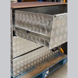 Inventar til varebiler i den tunge branche