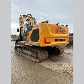 Liebherr R926 G8 - Fyldt med udstyr